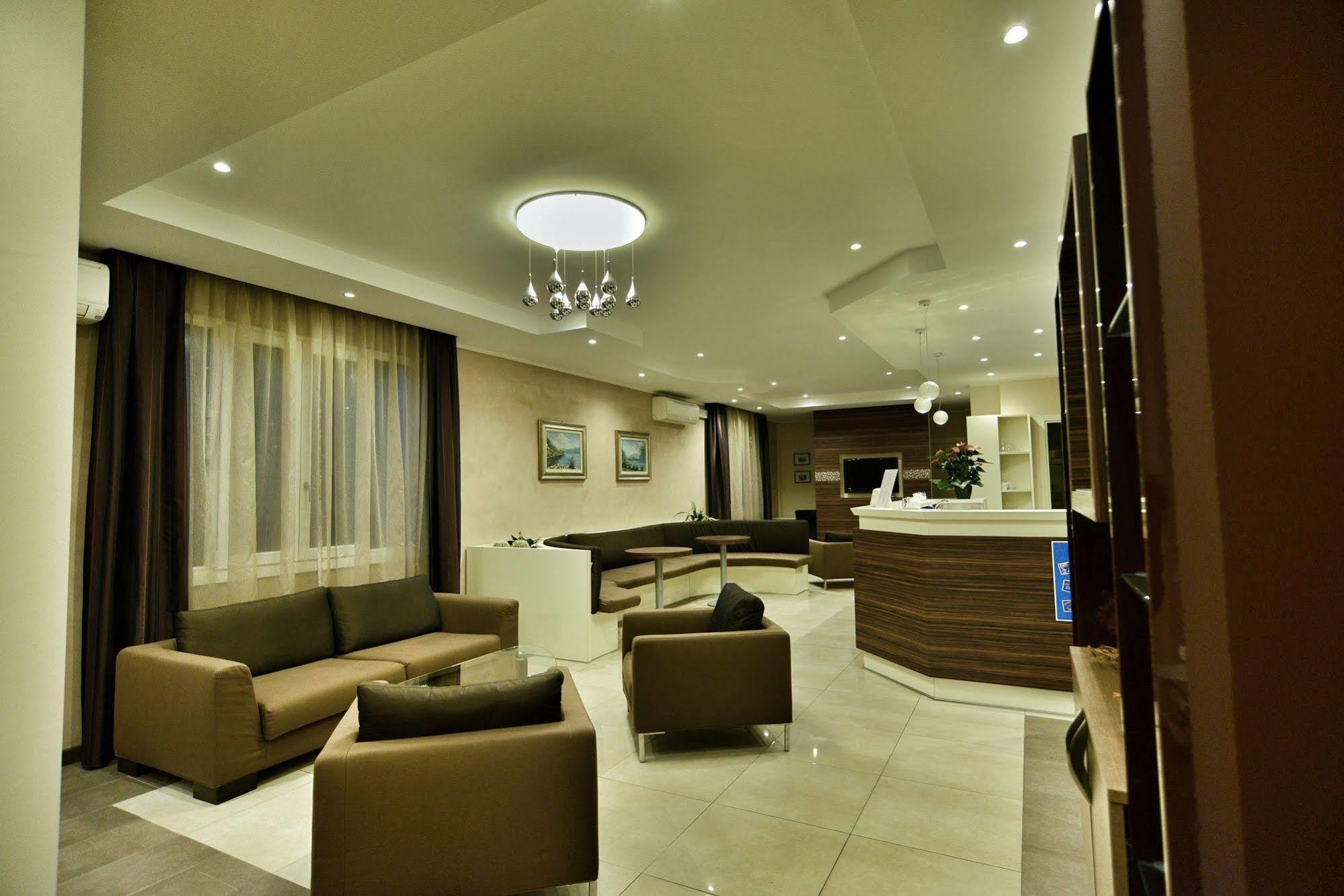 Hotel Sorriso Toscolano-Maderno Exterior foto