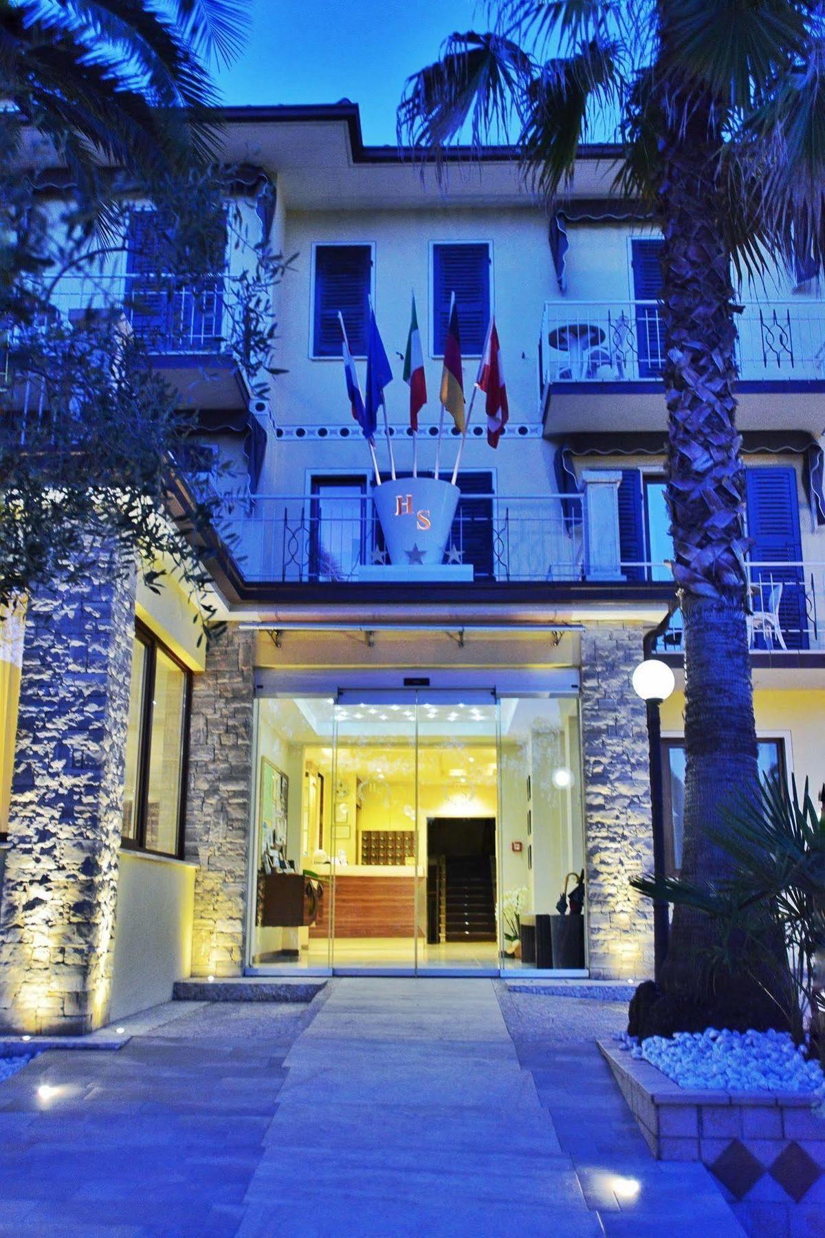 Hotel Sorriso Toscolano-Maderno Exterior foto