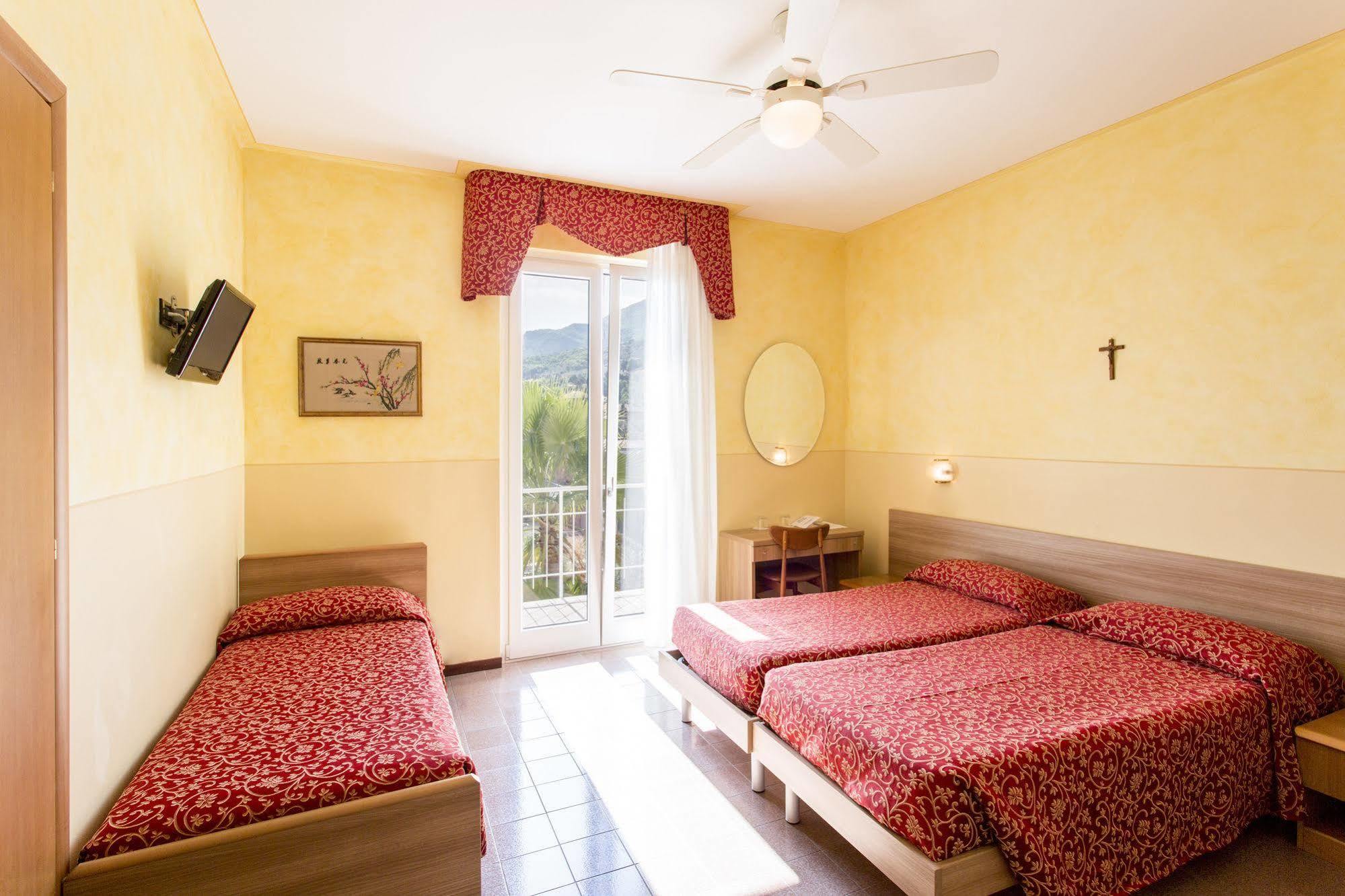 Hotel Sorriso Toscolano-Maderno Exterior foto
