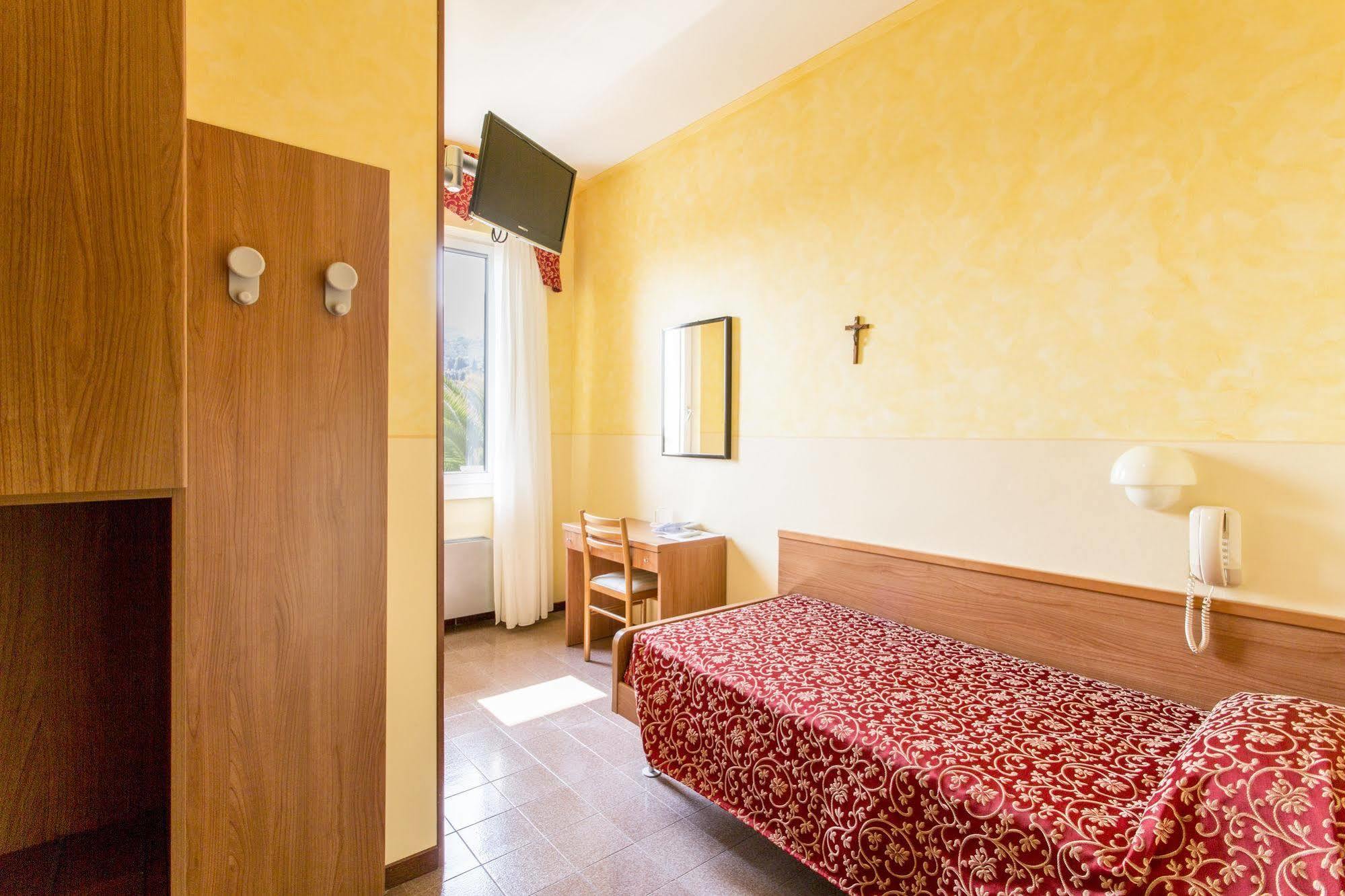 Hotel Sorriso Toscolano-Maderno Exterior foto